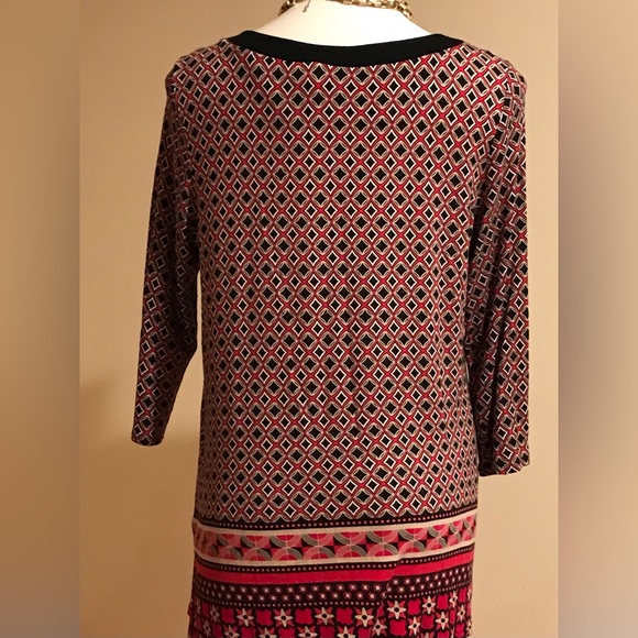 DANA BUCHMAN RED GEOMETRIC PRINT LONG SLEEVE STRETCH TUNIC TOP SHIRT ~Size M - Picture 4 of 9
